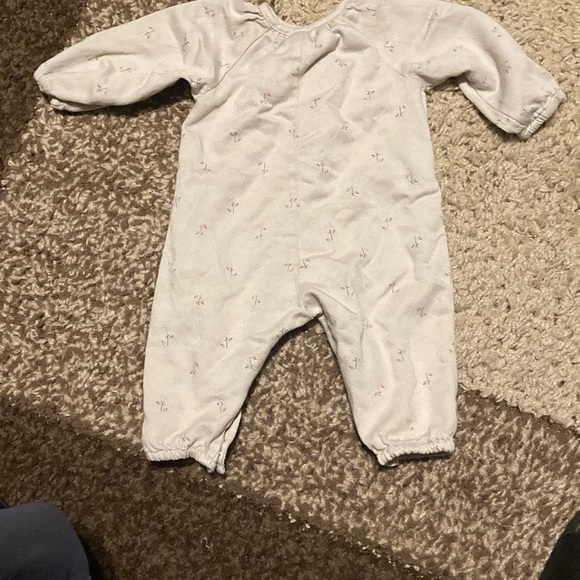 Zara Kids One Piece in Light Beige with little flowers on it. - Picture 3 of 8